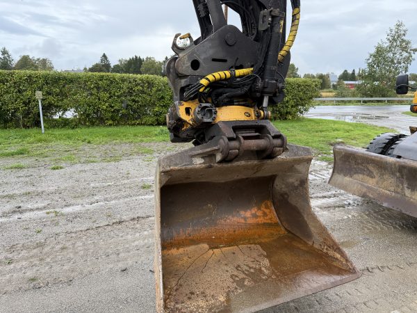 Volvo EW180B, 2004 - Image 6